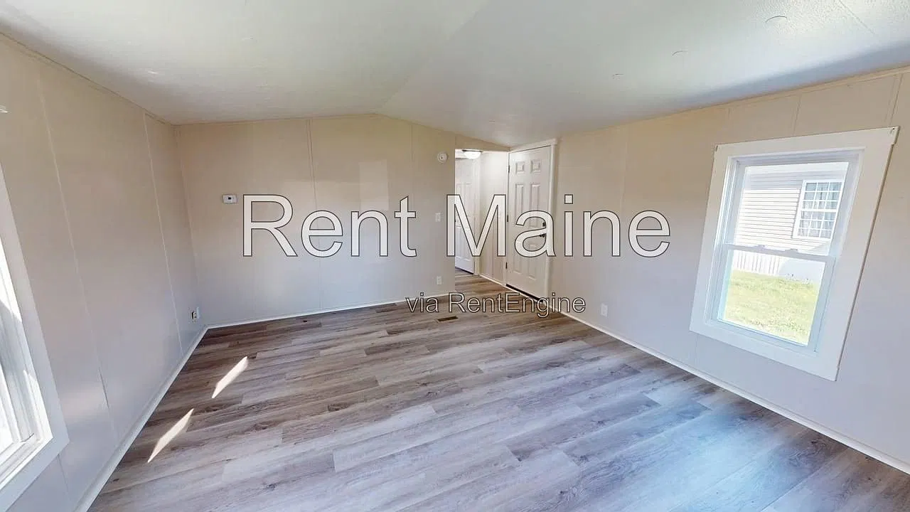 2 bed, 1.0 bath, 958 sqft, $1,225 — Photo 2