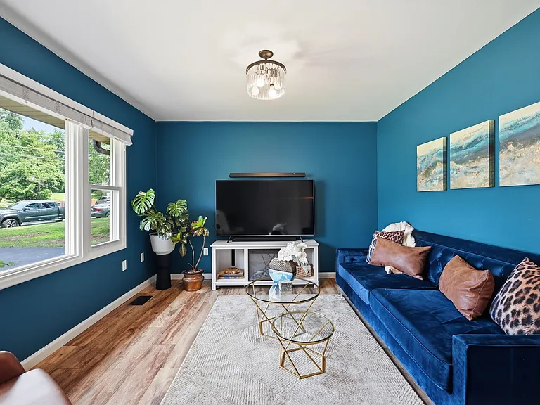 6426 Carriage Dr — Photo 27