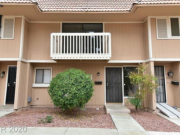 2nd image of 2529 Paradise Village Way
