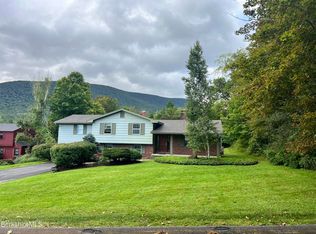 59 Longview Ter, Williamstown, MA 01267