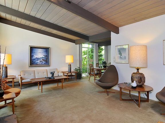5th image of 3718 Redwood Cir