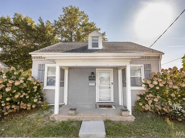204 E Laurel St, Millstadt, IL 62260