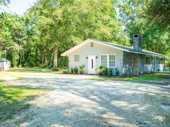 27289 Cloverland Rd, Lacombe, LA 70445