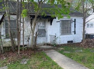 107 Pine St, Thomasville, NC 27360