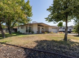 4901 Kenneth Ave, Carmichael, CA 95608