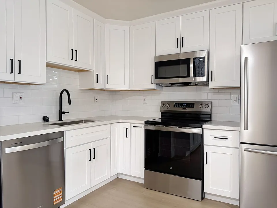 Park Circle W-8 LLC