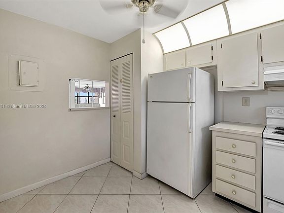 4th image of 10444 NW 30th Ct APT 310