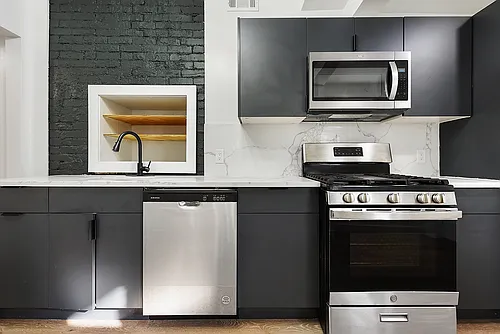 112 E 18th Ave #1 Photo 1