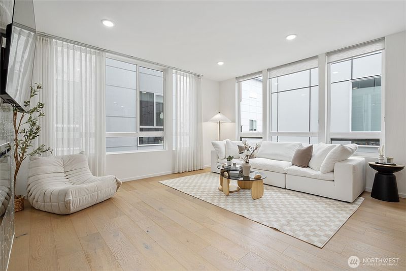 4th image of 8613 23rd Avenue NE #B