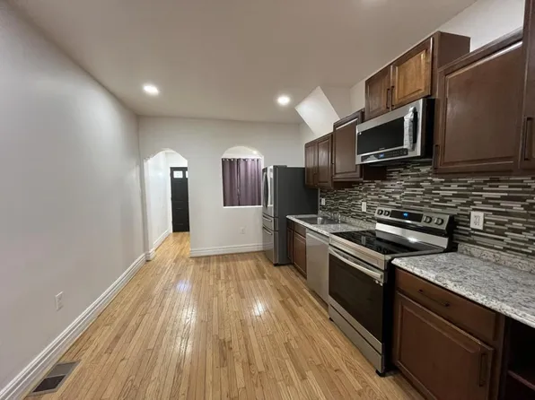 704 N Madeira St, Baltimore, MD 21205