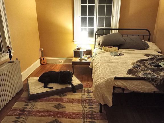 large bedroom w/ bathroom