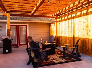 1403 Rumsey Ave, Cody, WY 82414