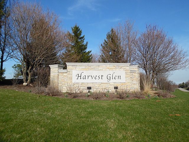 1st image of 28702 W Harvest Glen Cir