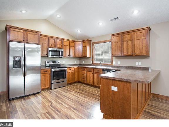 4th image of 1886 Greenwood Valley Dr