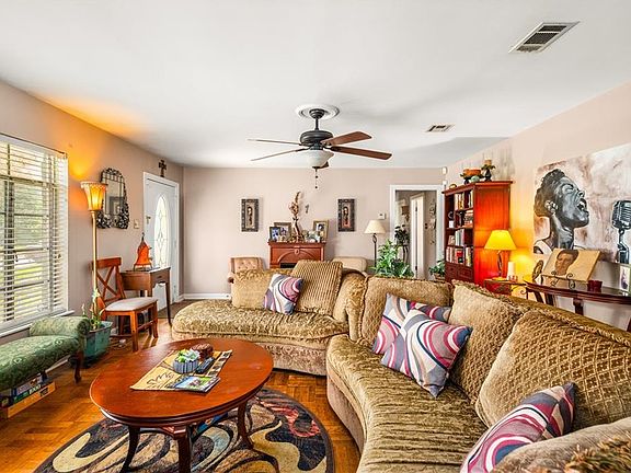 5th image of 2816 Stimson Ave