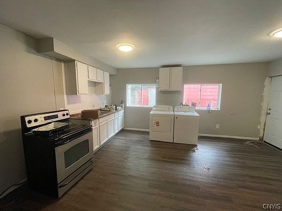 5th image of 1224 N State St