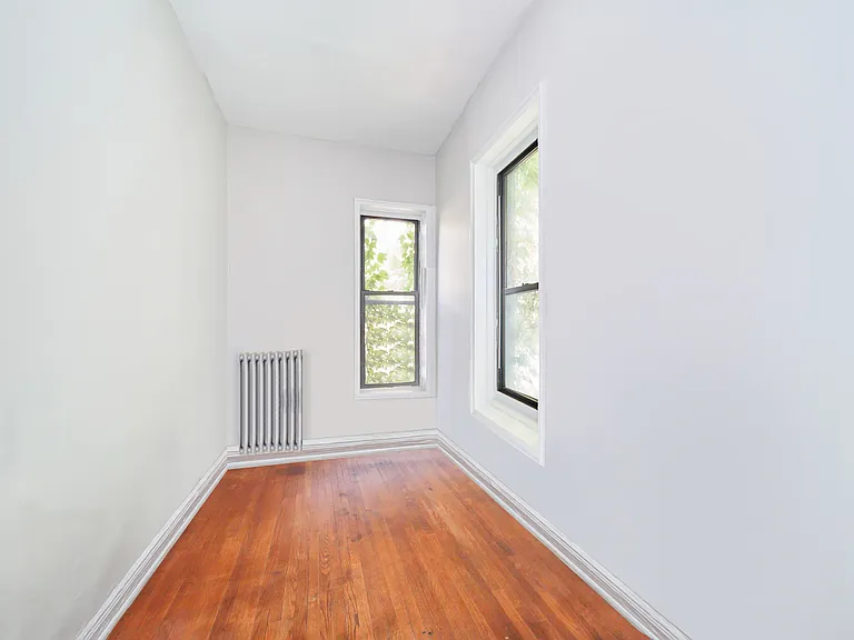 331 W 43rd St #3C — Photo 7