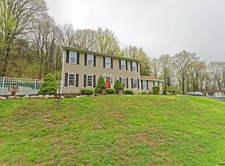 40 Sharpe Rd, Wynantskill, NY 12198