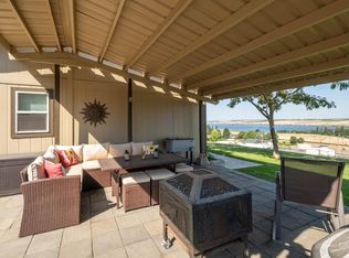 364 Harbor Blvd, Burbank, WA 99323