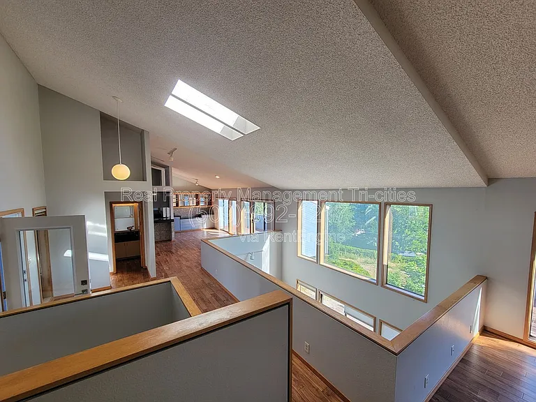 600 W 26th Pl — Photo 3