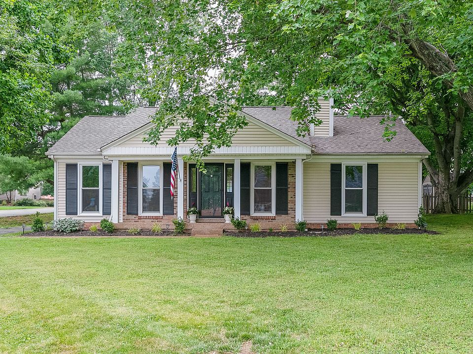 1st image of 541 Riverview Dr