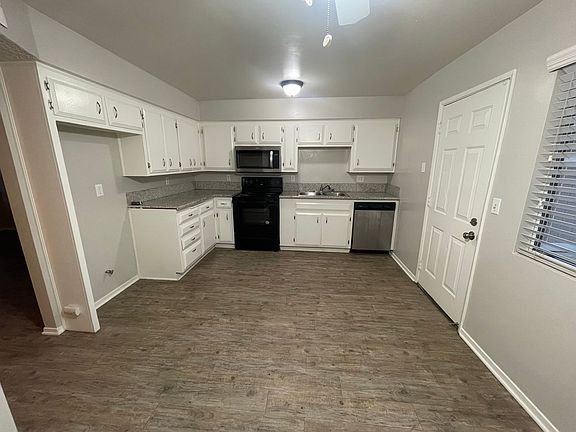 5th image of 6200 Spice Way APT 4