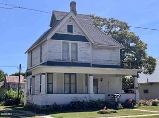 311 N Broad St, Lanark, IL 61046