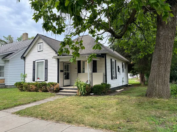 613 S 15th St, Terre Haute, IN 47807