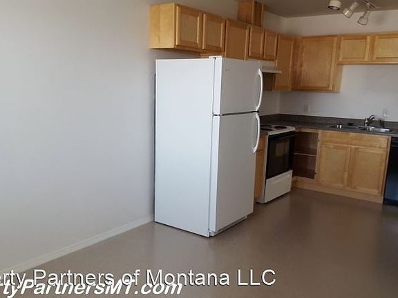 2nd image of 216 9th St #7145039