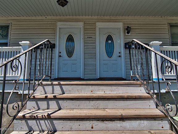 2nd image of 601 N 603 Hyde Park Ave