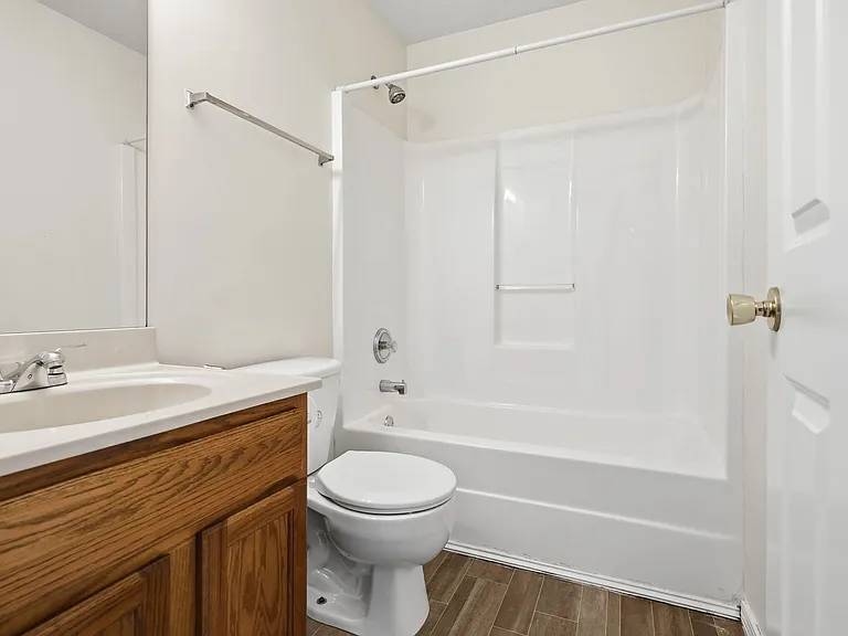 1102 Rader Run — Photo 8