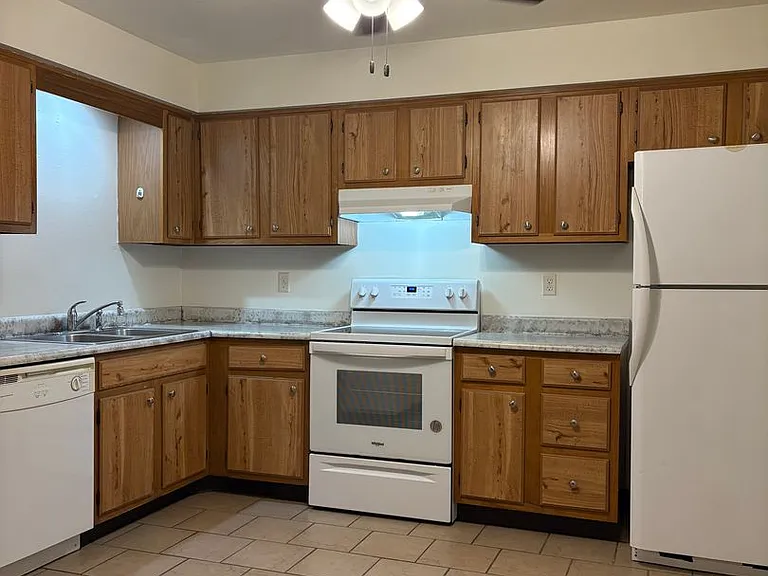 4651 Governors Dr — Photo 1