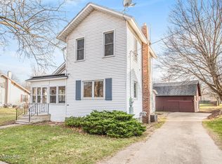 305 E Burr Oak St, Athens, MI 49011