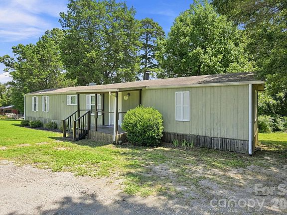 4th image of 109 Ray Dawn Ln