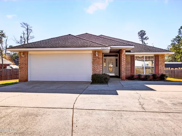 108236 Kapalama Dr, Diamondhead, MS 39525