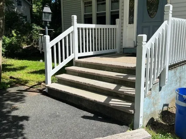 61 Circle Dr, Mount Tabor, NJ 07878