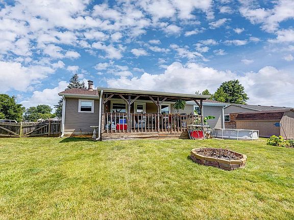 2nd image of 8621 Cheshire Ct