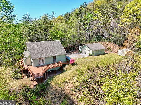2nd image of 542 Eastern Cross Ln