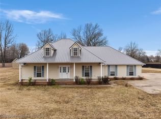 1415 Porter Pl, Alma, AR 72921