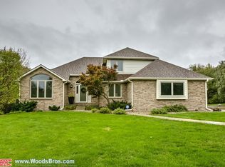 5601 Kess Dr, Lincoln, NE 68516