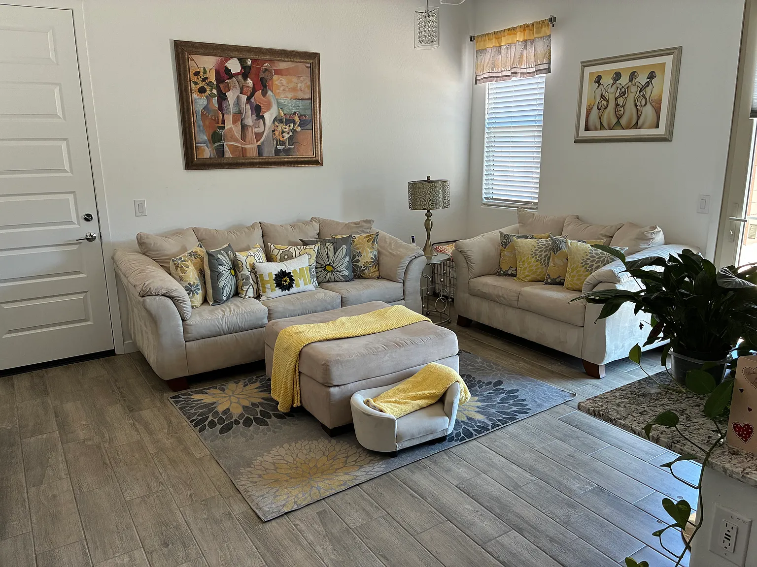 S 40th Dr, Laveen — Photo 2