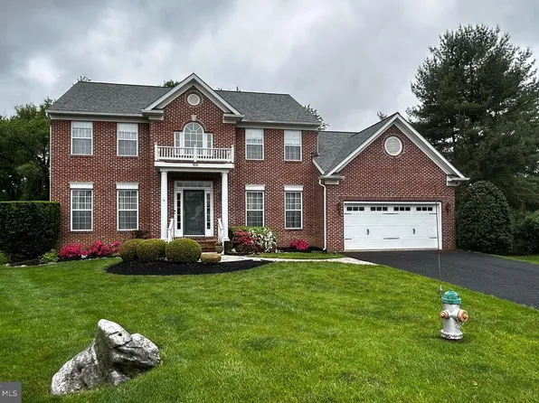 300 Archer Ct, Berryville, VA 22611