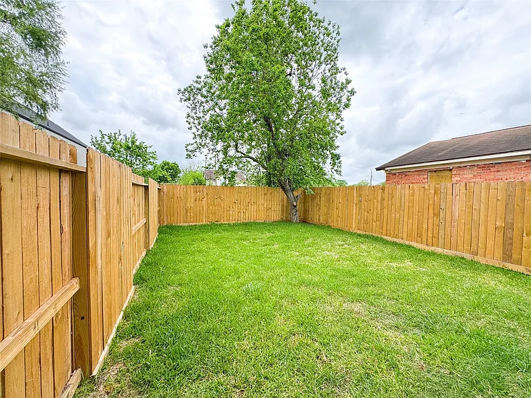 3920 Aledo St #A — Photo 17