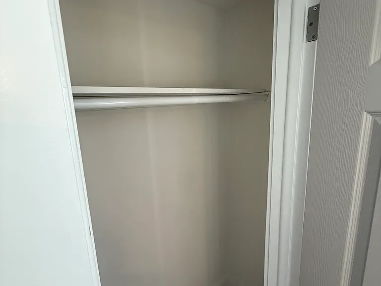 4624 Iris St N — Photo 15