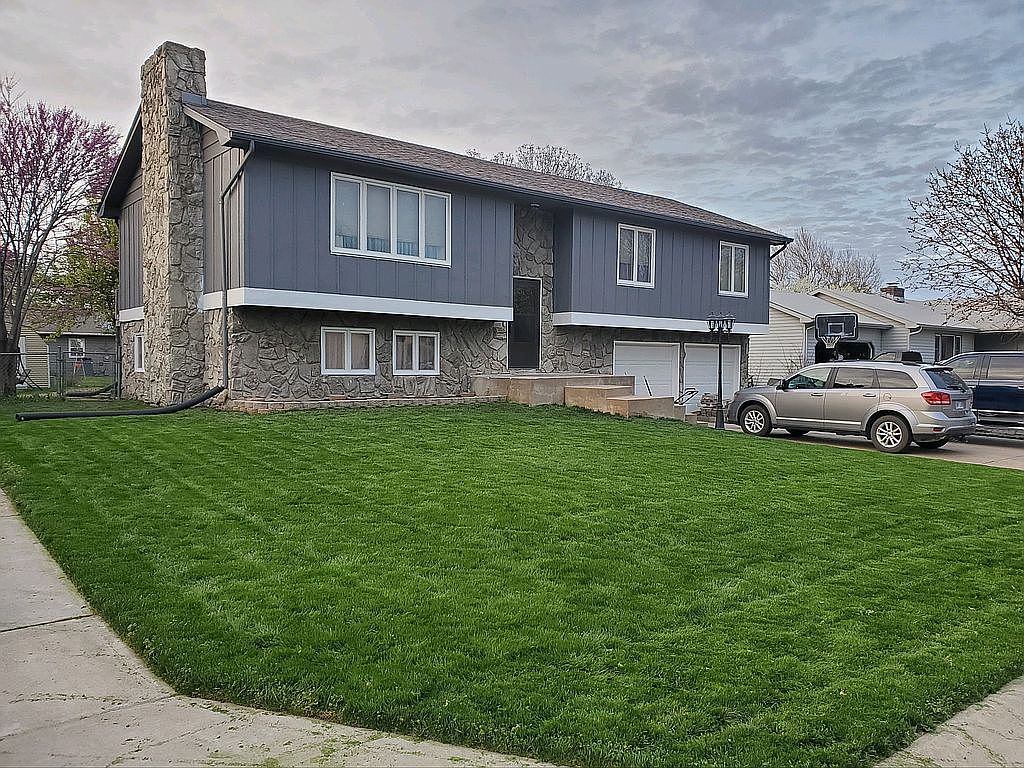 1325 Parkwood Dr, Salina, KS 67401 Zillow