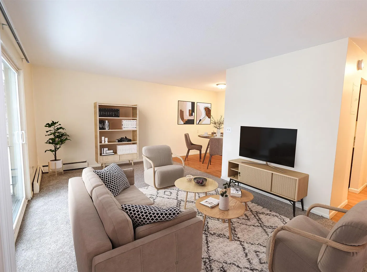 Cedar Avenue Apartments — Photo 2