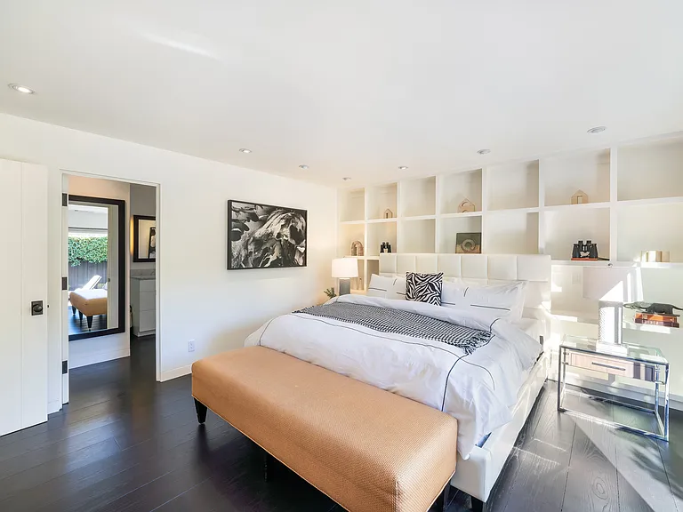 1811 Hillview Pl — Photo 29