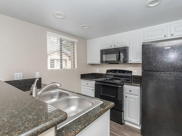 Mosaic Apartment Homes — Photo 24