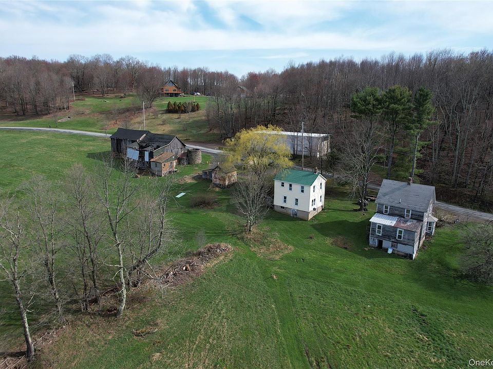 1st image of 299-301 Stump Pond Road