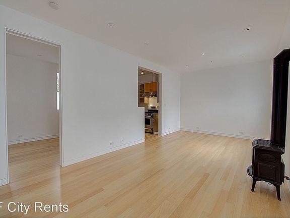 4th image of 1116 Florida St